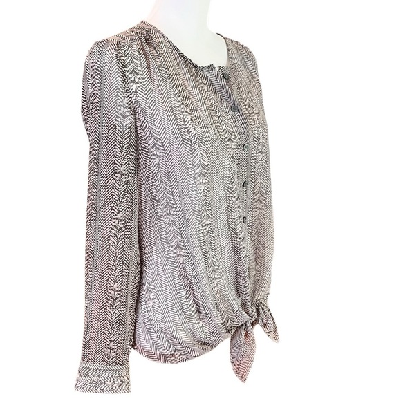 DKNYC Tie-Front Easy Care Blouse women’s size small - Picture 2 of 5